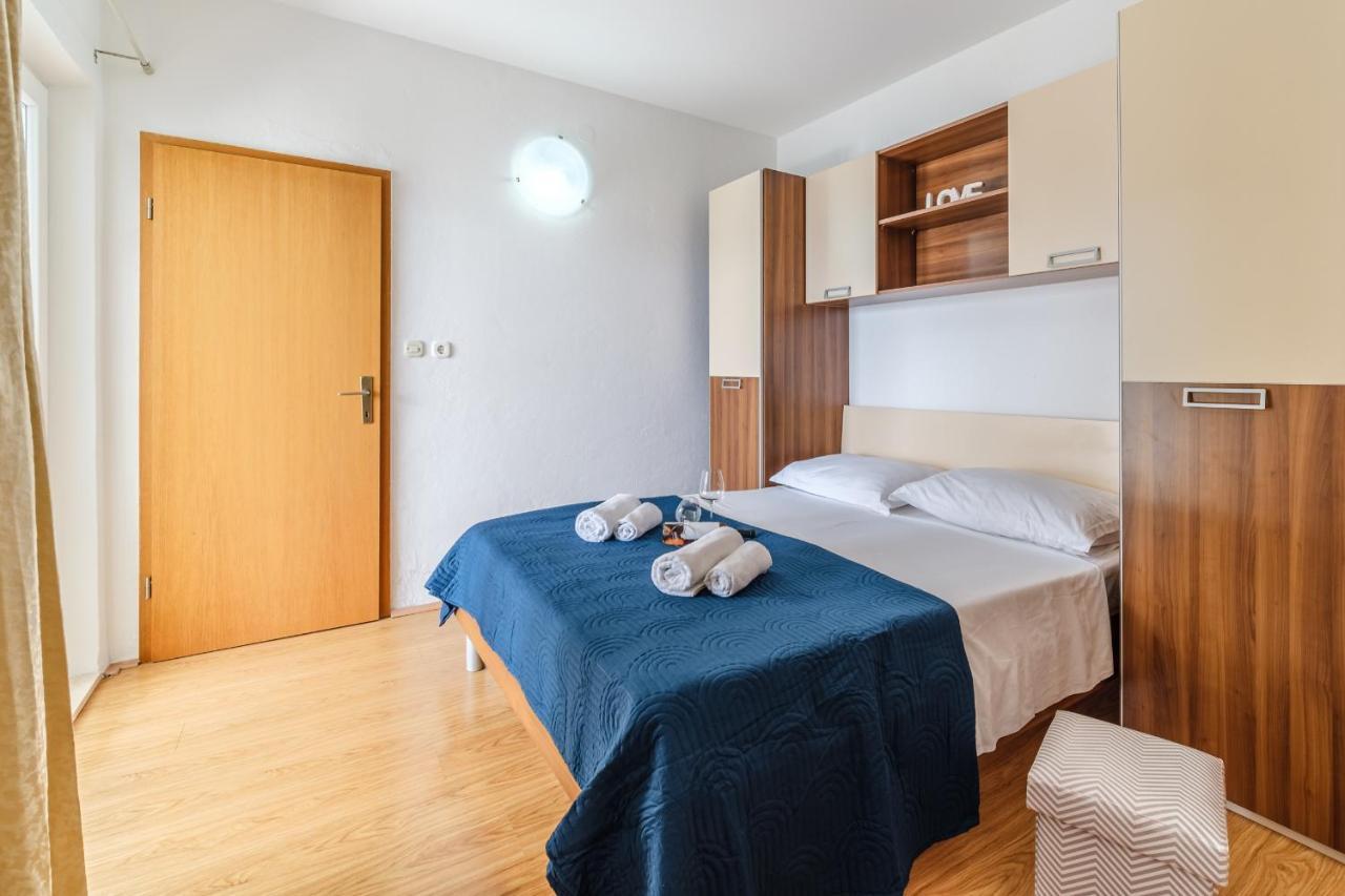 Rooms Plaza Divuje Murvica  Exterior photo